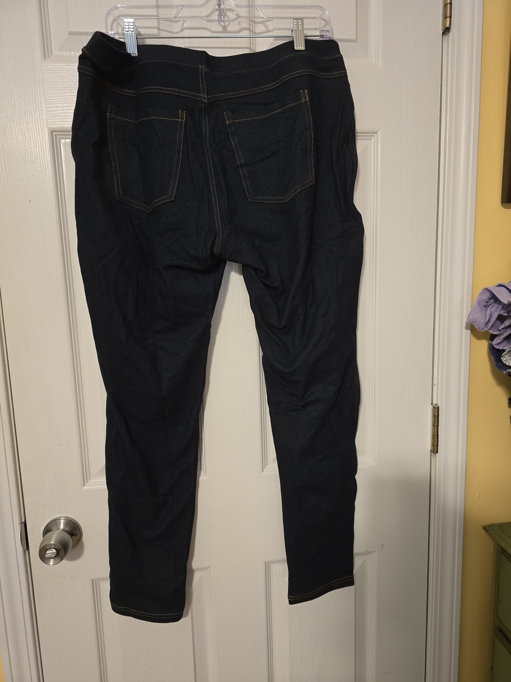 Dark Wash Denim Jeggings with Contrast Stitching - Picture 3 of 4
